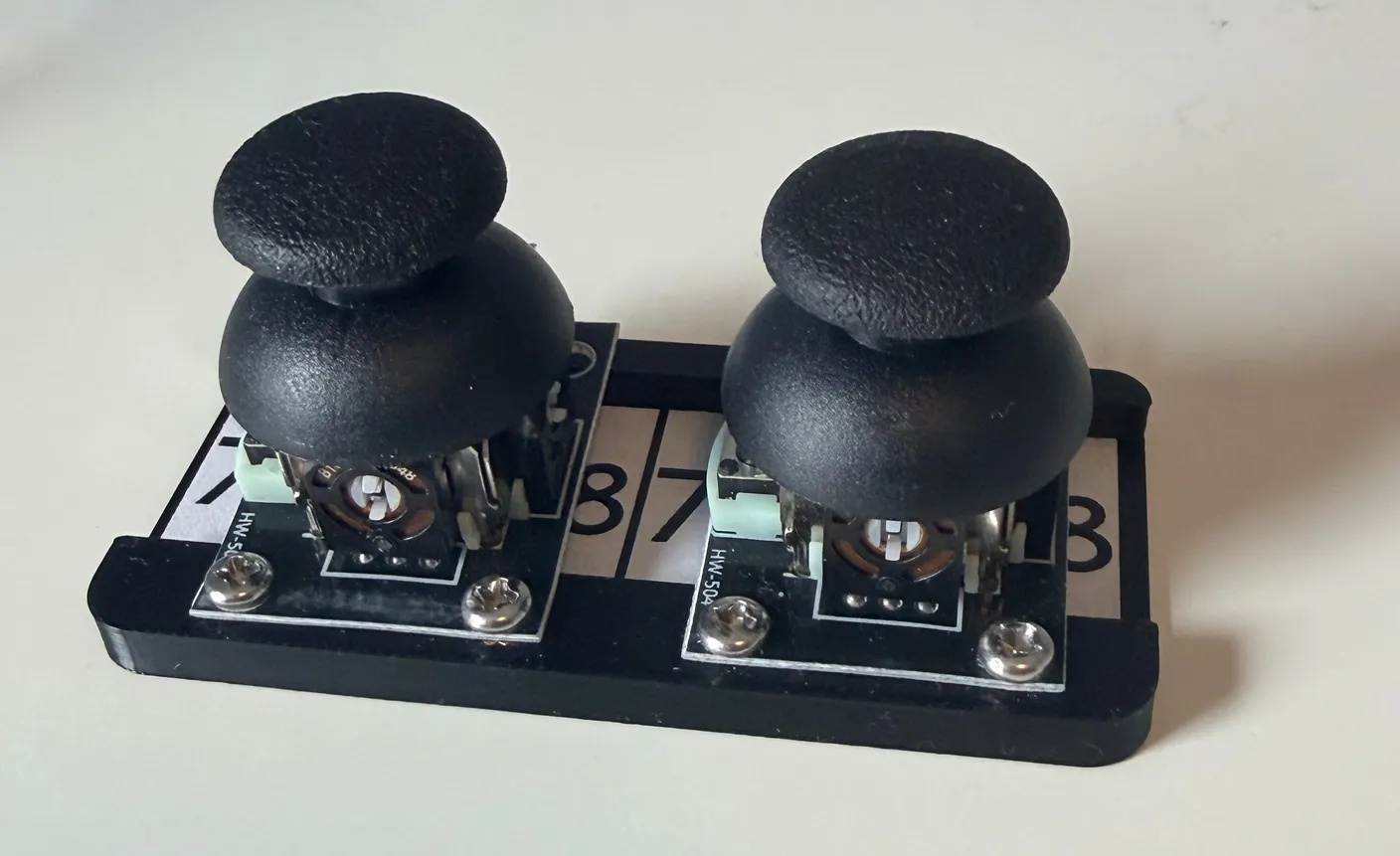 Robotic Eyes build — Wire it up: Now we just need the joysticks so that we can control the robot.